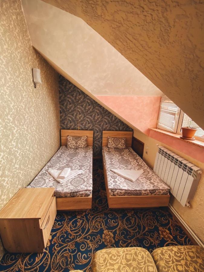 Crystal Villa Hotel Erywań Zewnętrze zdjęcie